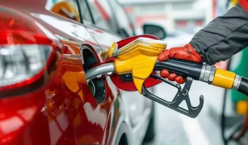Benzine 2 indirim: Toplam düşüş 7,60 TL