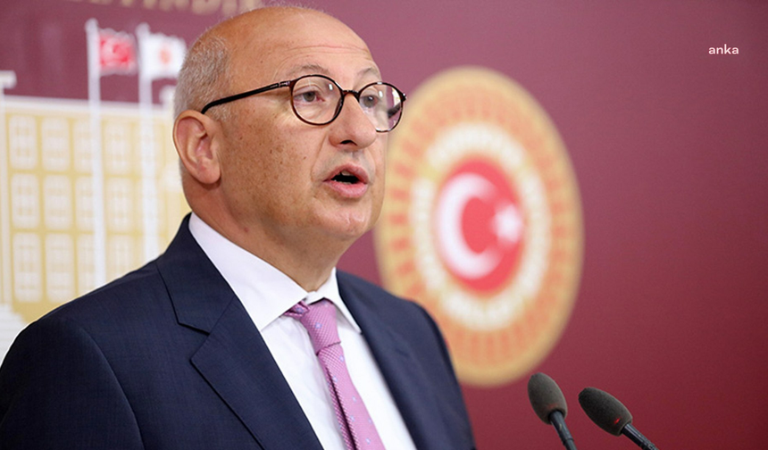 Gazeteciler eylülde en az 50 kez hakim karşısına çıktı