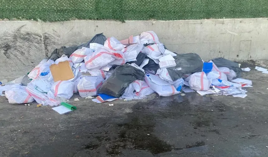 Çeşme Belediyesi operasyonunda 8 kişi gözaltında