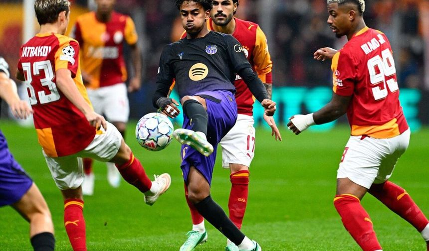 Galatasaray öne geçtiği maçta Barcelona'ya farklı kaybetti