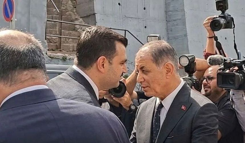 Eyyüp Kadir İnan’dan İzmir mesajı: “Çok konuşma değil, çok çalışma vakti”