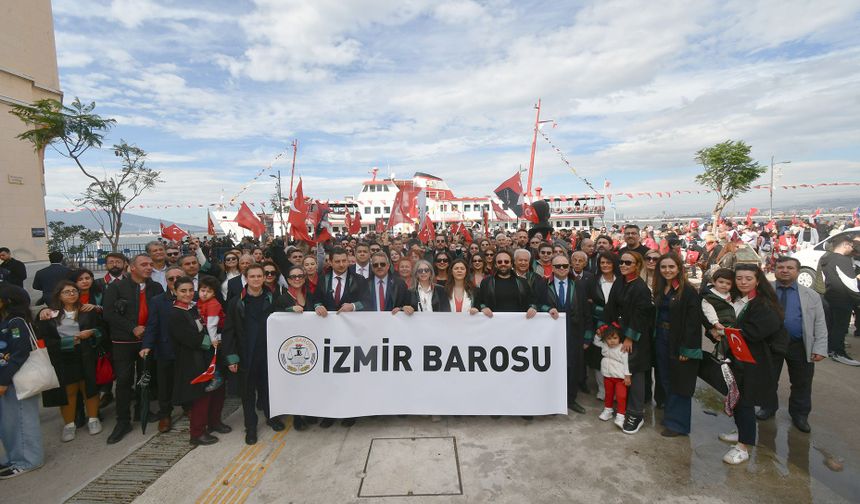 İzmir Barosu Başkanı Av. Serhat Sökmen: “Cumhuriyet, Hepimizin Ortak Değeri ve Geleceğidir”