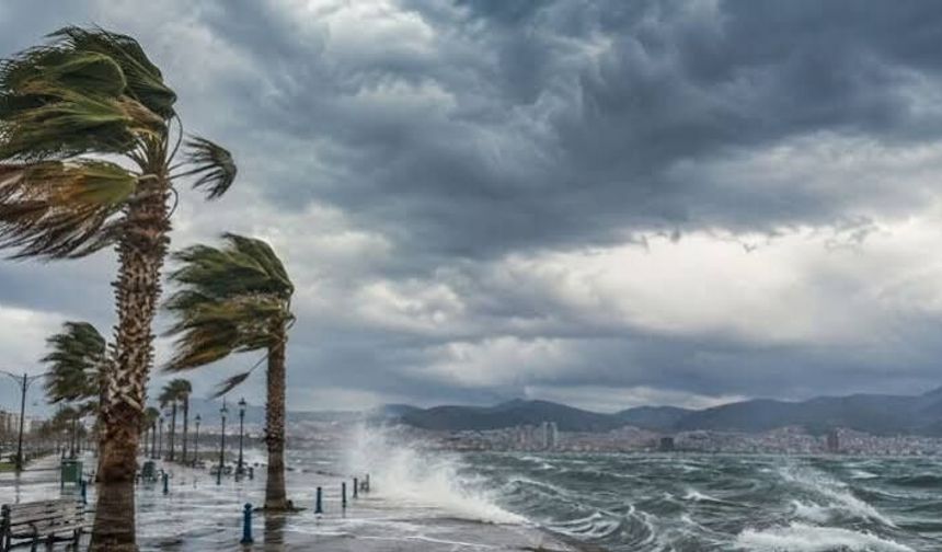 İzmir’de fırtına uyarısı: 12 ilçeye dikkat