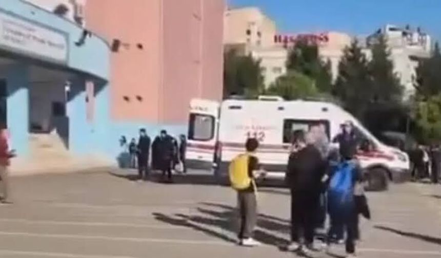 Başakşehir’de okul saldırısında 1 öğrenci hayatını kaybetti