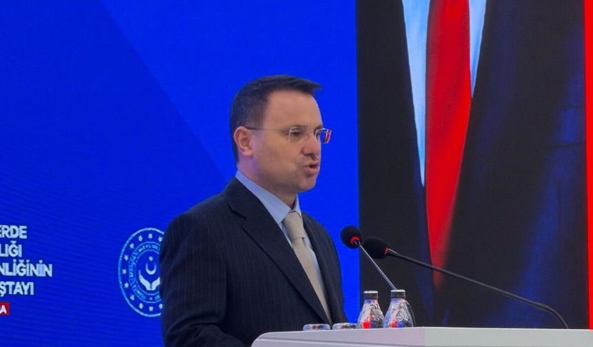 Bakan Gürlek: "Boşanma davalarının görülme süresi 163 güne geriledi"