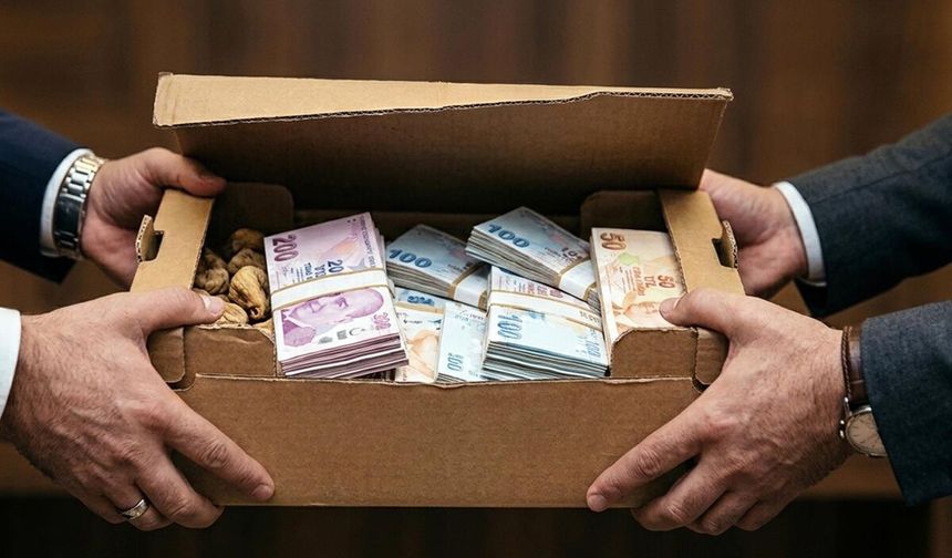 İzmir'de incir kutusunda 300 bin TL rüşvetle suçüstü yakalanan müfettiş tutuklandı