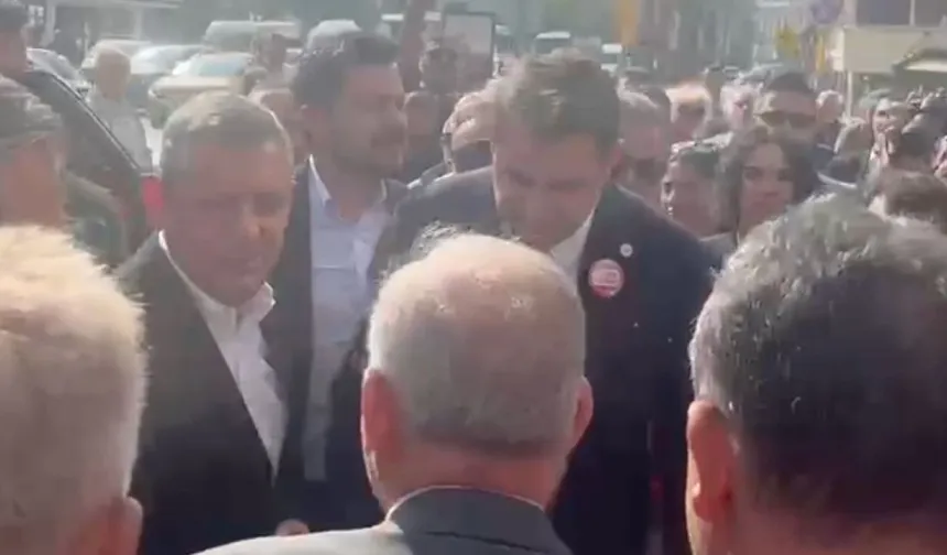 Özgür Özel İzmir'de: Önce yürüyüş, sonra toplantı