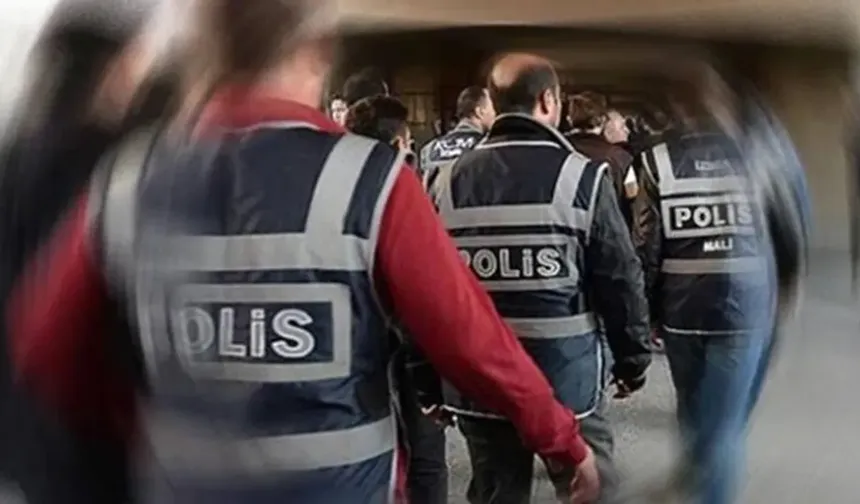 İş arayanları sağlık raporu ve evrak bahanesiyle dolandıran şebekeye operasyon