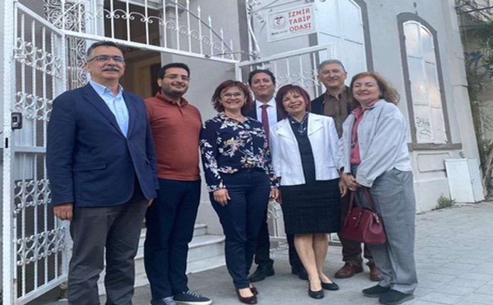 İzmir Tabip Odası'nda Yeni Yönetim Kurulu Göreve Başladı