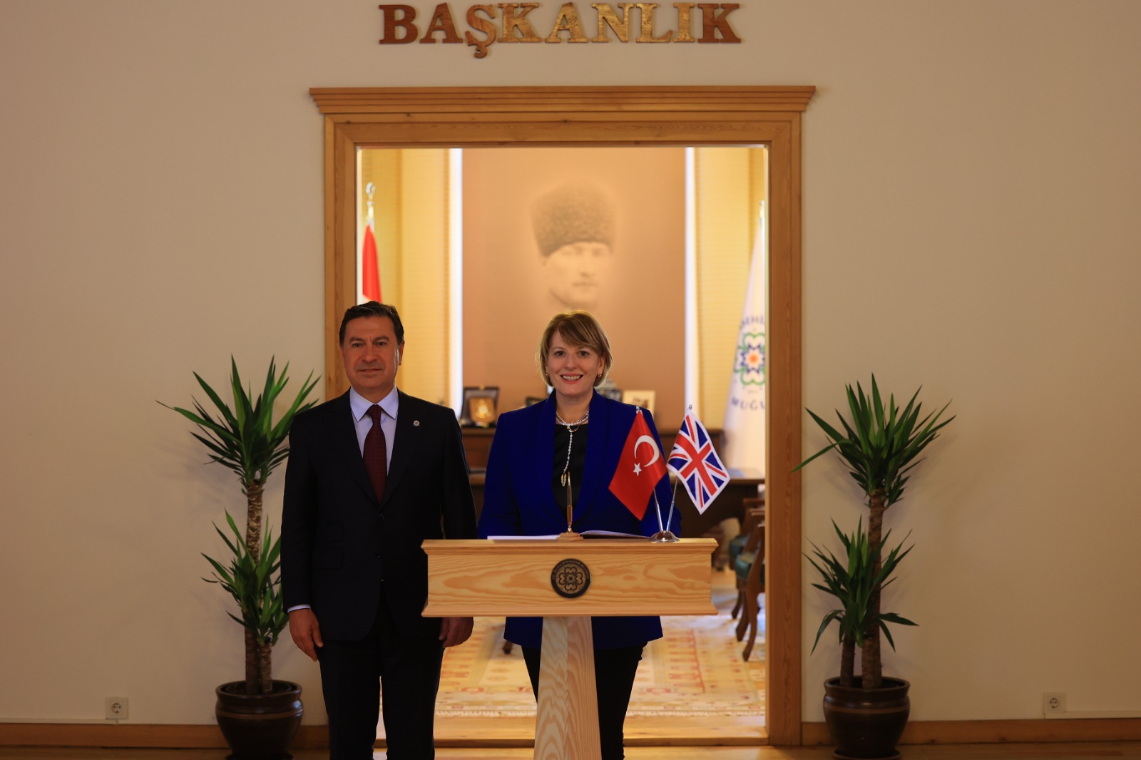 Birleşik Krallık Ankara Büyükelçisi’nden Başkan Aras’a Ziyaret (3)