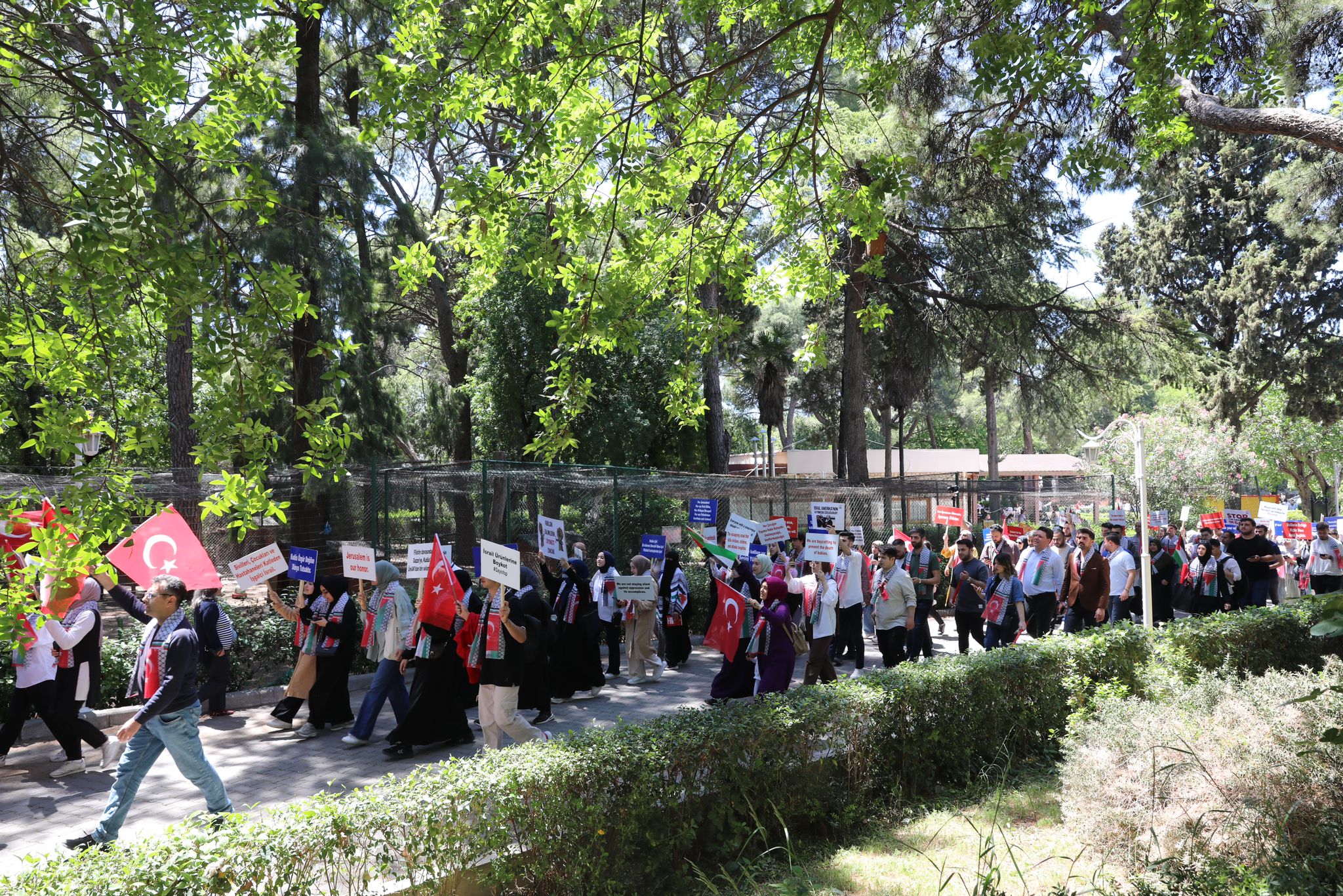 Deü Buca Eğitim Fakültesi Filistin Dayanışma Yürüyüşü (1)
