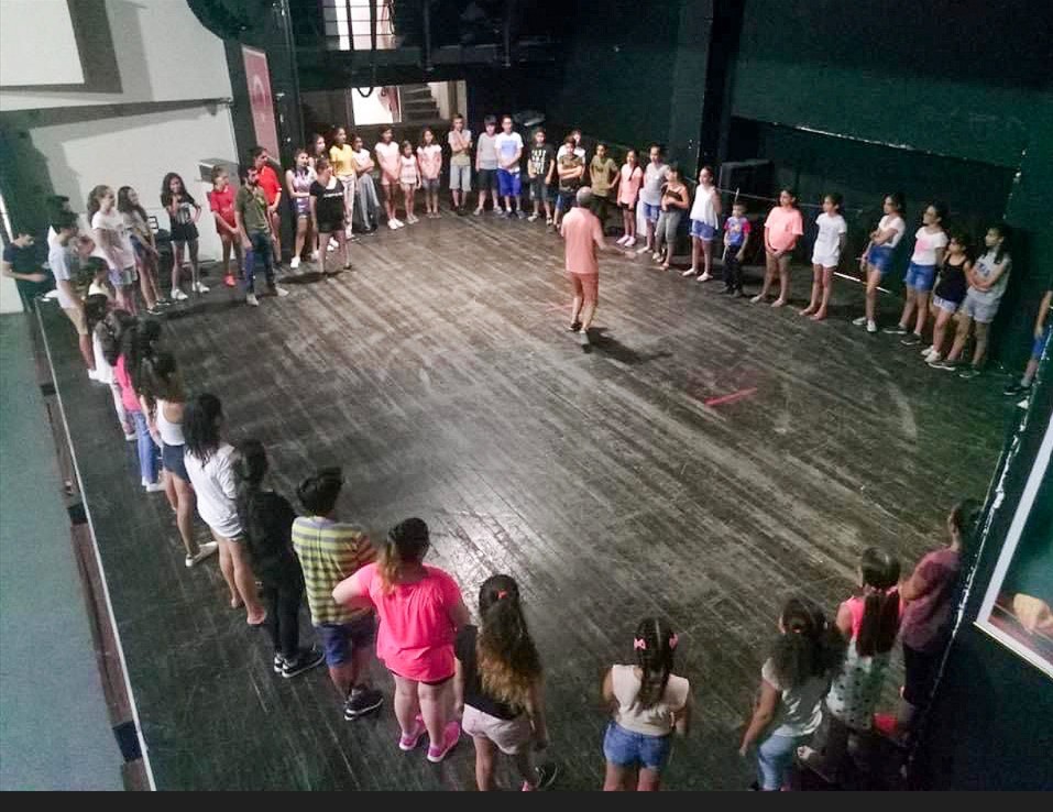 Karşıyaka Belediyesi Yaz Dönemi Tiyatro Kurslarına Başlıyorr