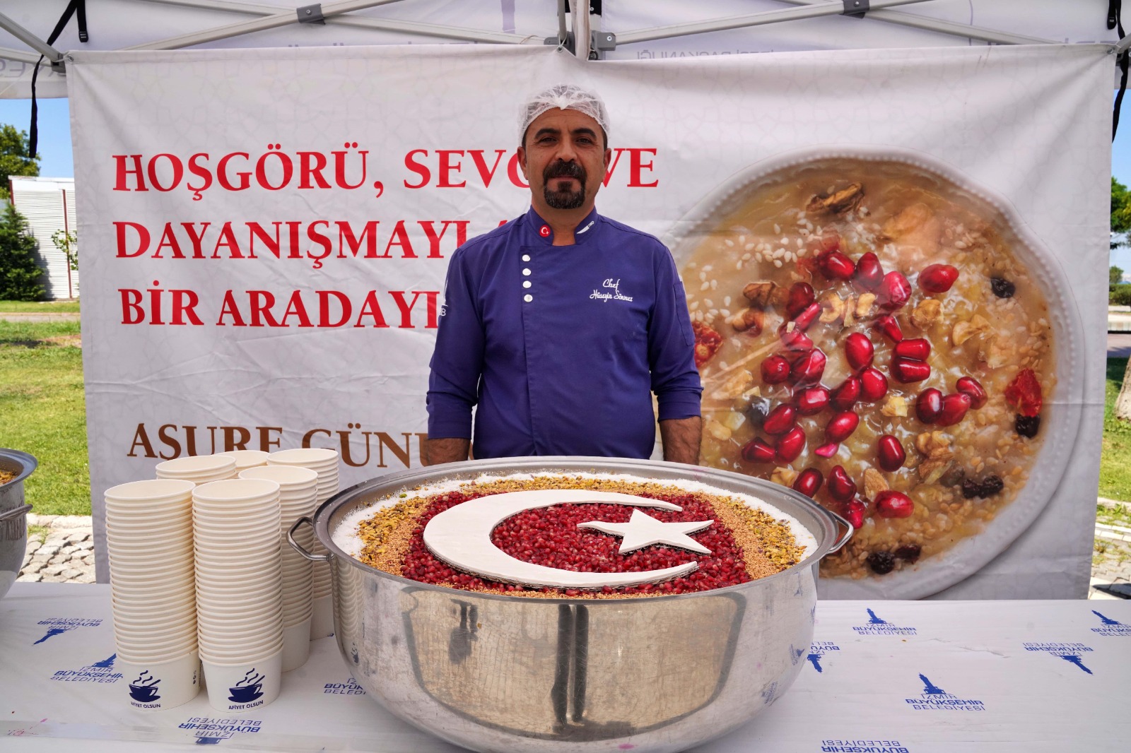 Aşure Dağıtımı3