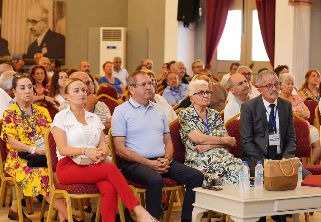 Ayvalık Kent Konseyi'nde Halil Coşkun Yeniden Başkan Seçildi0