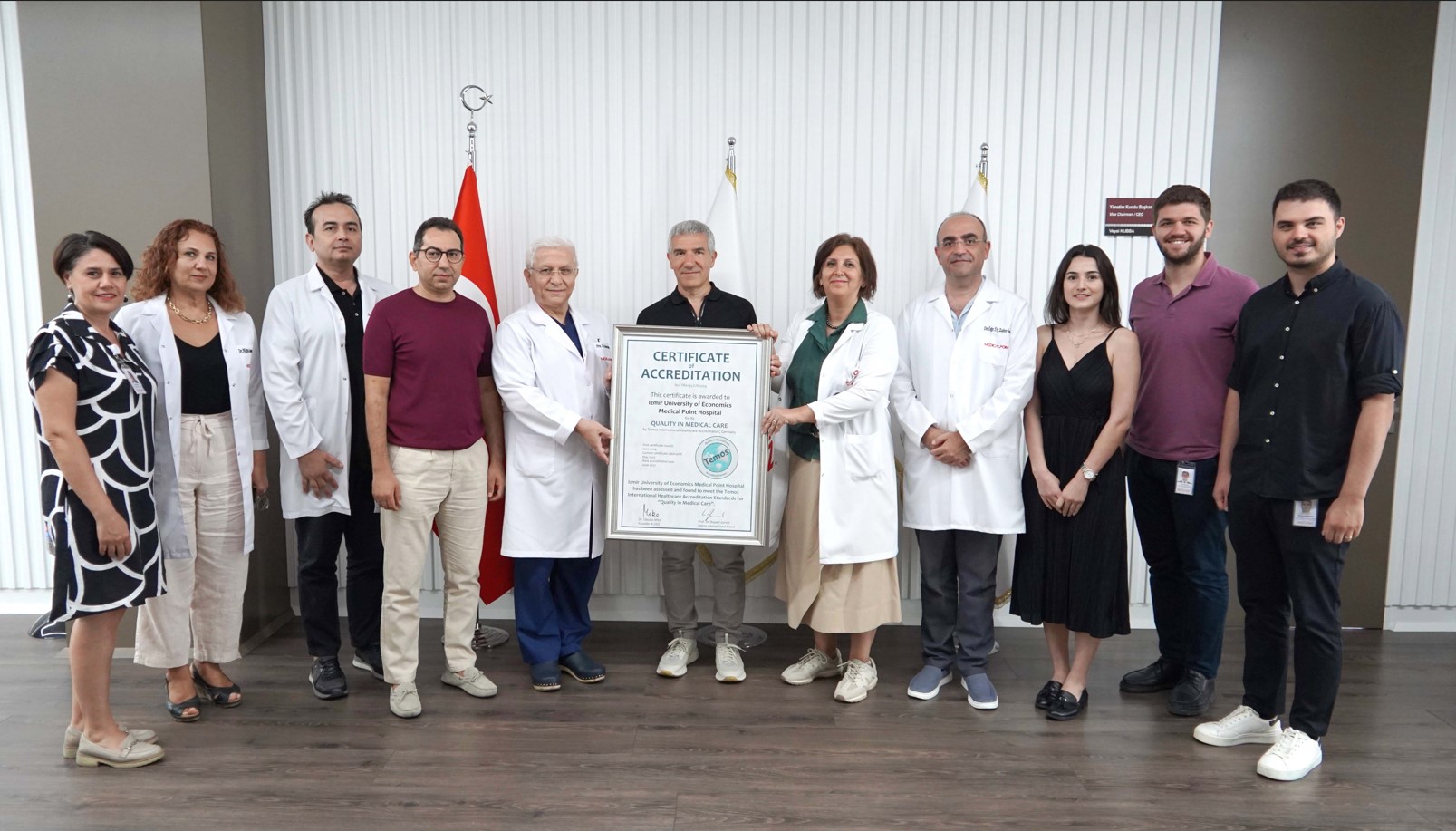 İeü Medical Point Hastanesi'ne Uluslararası Sertifika00