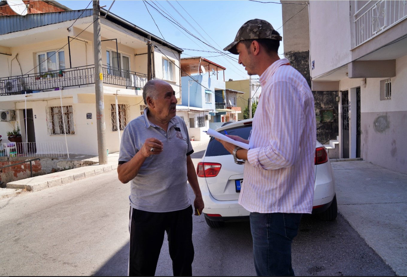 İzmir Saha Ekipleri Mahalle Devriyesinde00