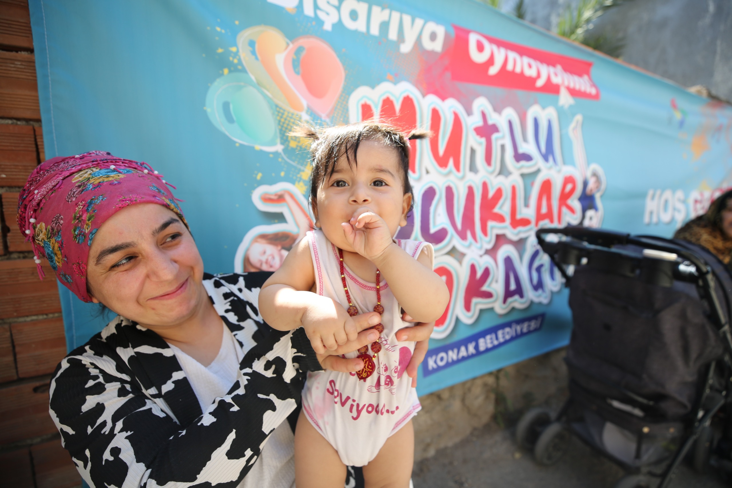 ‘Mutlu Çocuklar Sokağı’ Ile Konak’ta Sokaklar Çocukların Oyun Alanı Oldu (6)