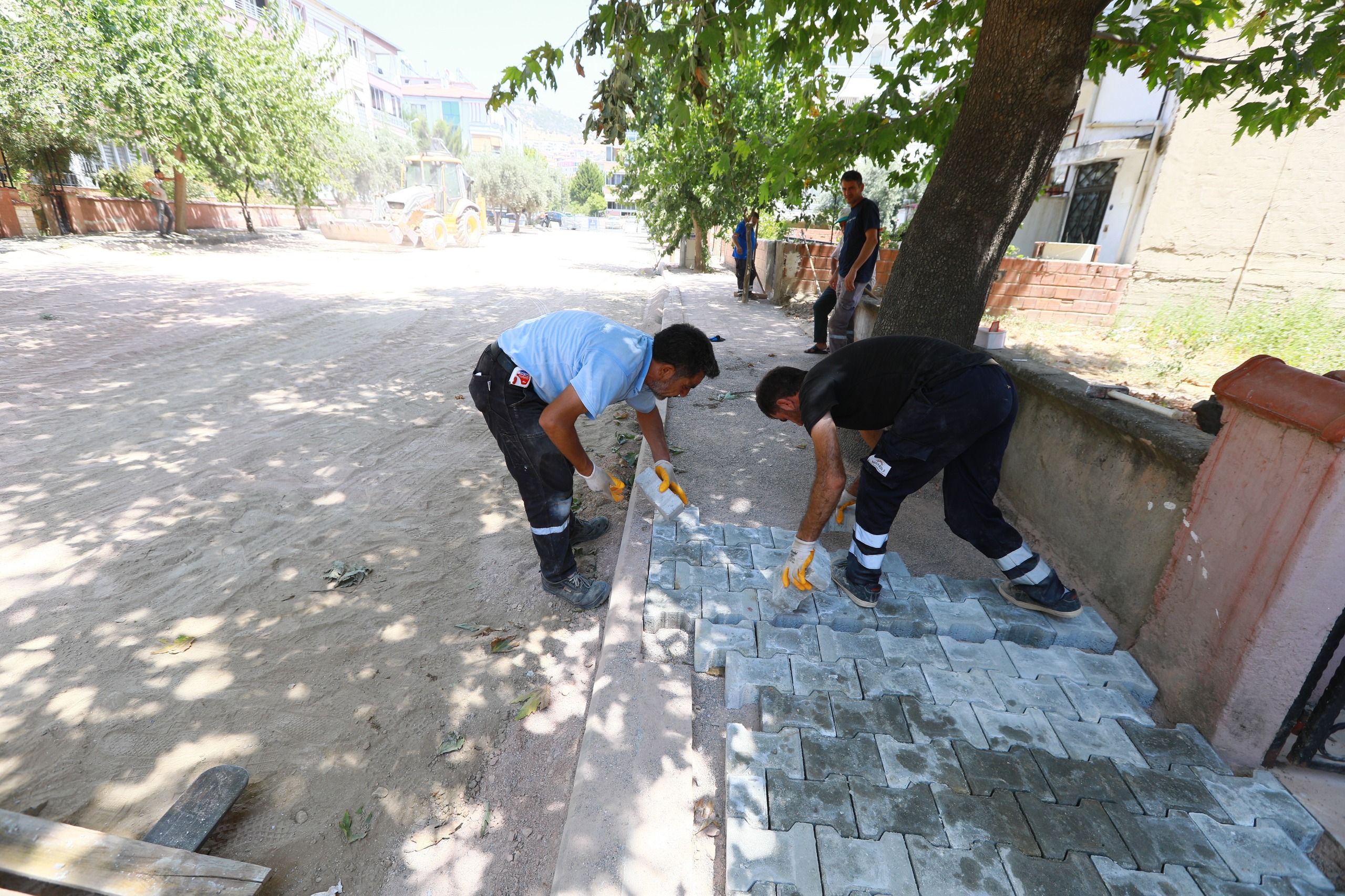 Selçuk'ta, Eşref Arna Caddesi’nde Yenileme Çalışmaları Başladı