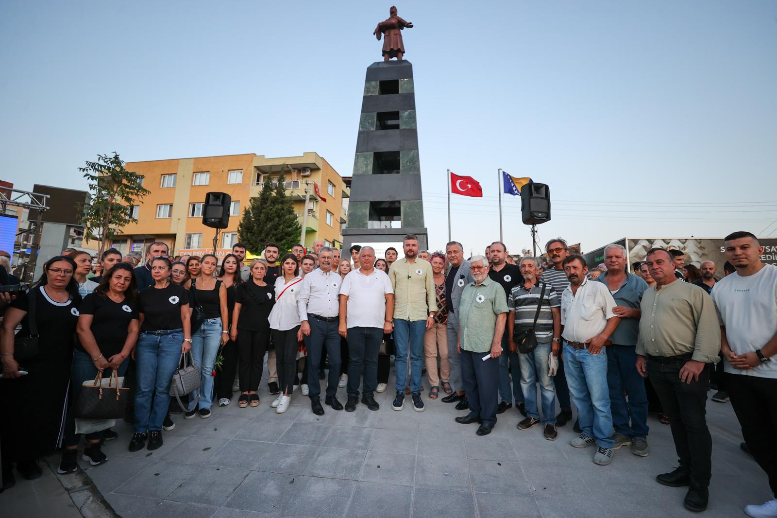 Srebrenitsa Anıtı Önünde Duygu Dolu Anma1