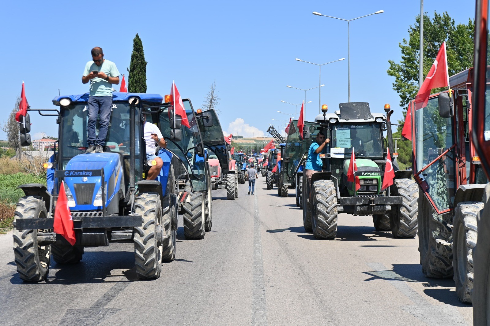 Ahmet Akın’dan Domates Üreticilerine Destek2