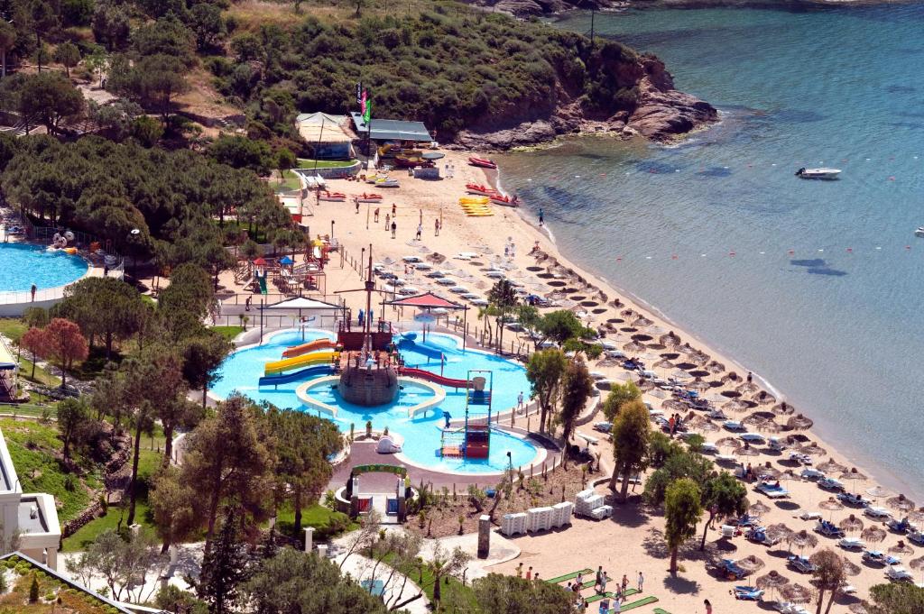 Aria Claros Beach & Spa Resort Plajı 3