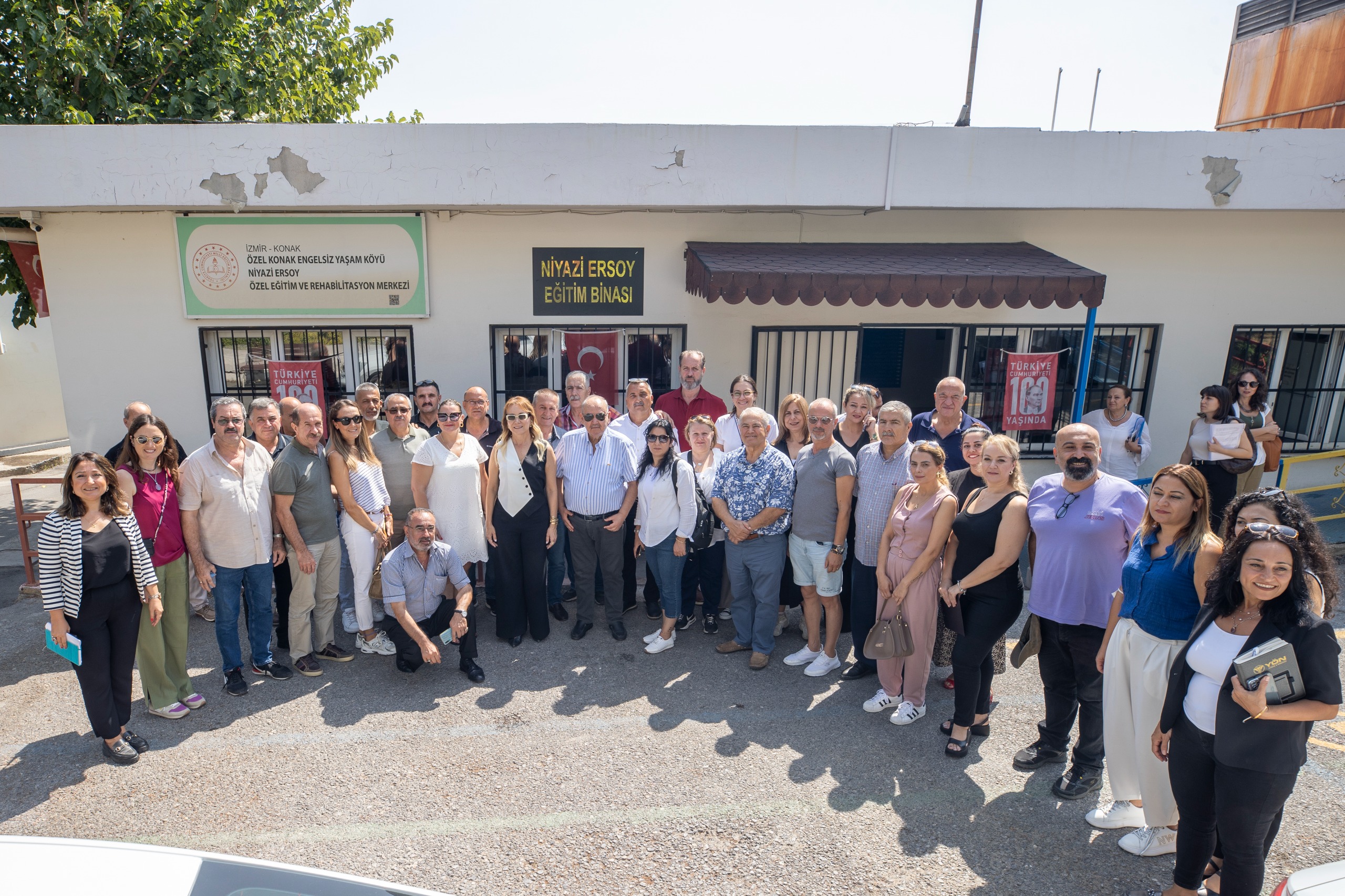 Başkan Mutlu ‘Engelsiz Yaşam Köyü’nde Muhtarlarla Bir Araya Geldi (1)