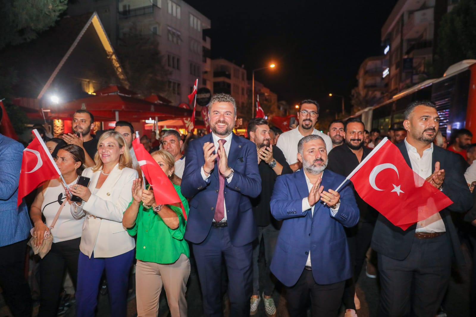 Buca’da 30 Ağustos Zafer Korteji Ve Konserlerle Dolu Dolu Geçti0