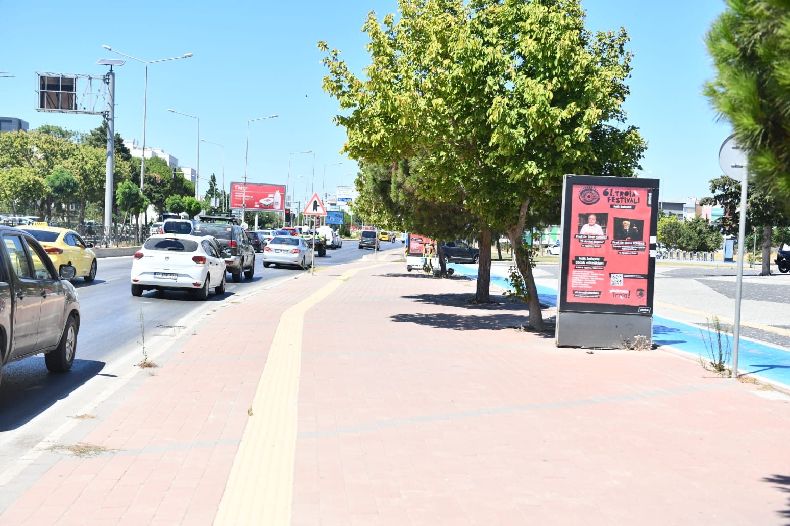 Çanakkale Yolları Troia Festivali Afişleri Ile Renklendi0