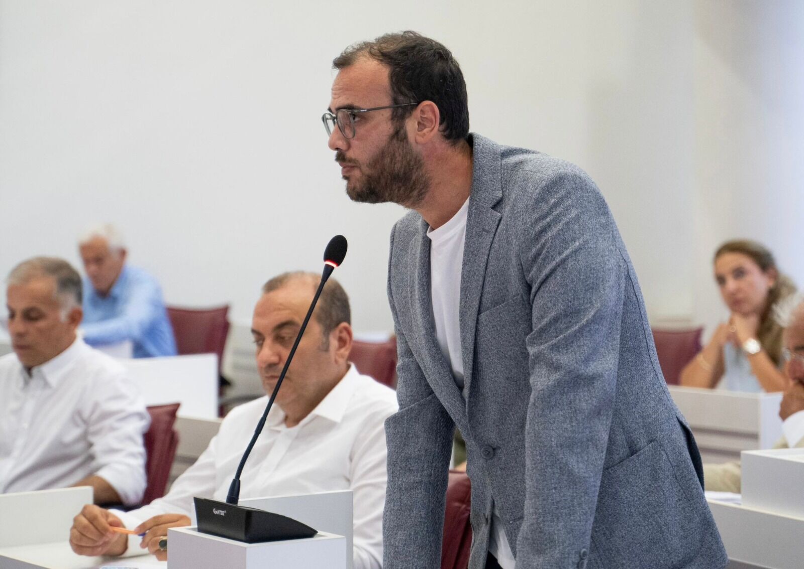 CHP'li Korcan Uçman: “CHP'li belediyeler olarak engelleri aşacağız” - Haber  Ekspres- İzmir Haberleri- Son Dakika Haberleri