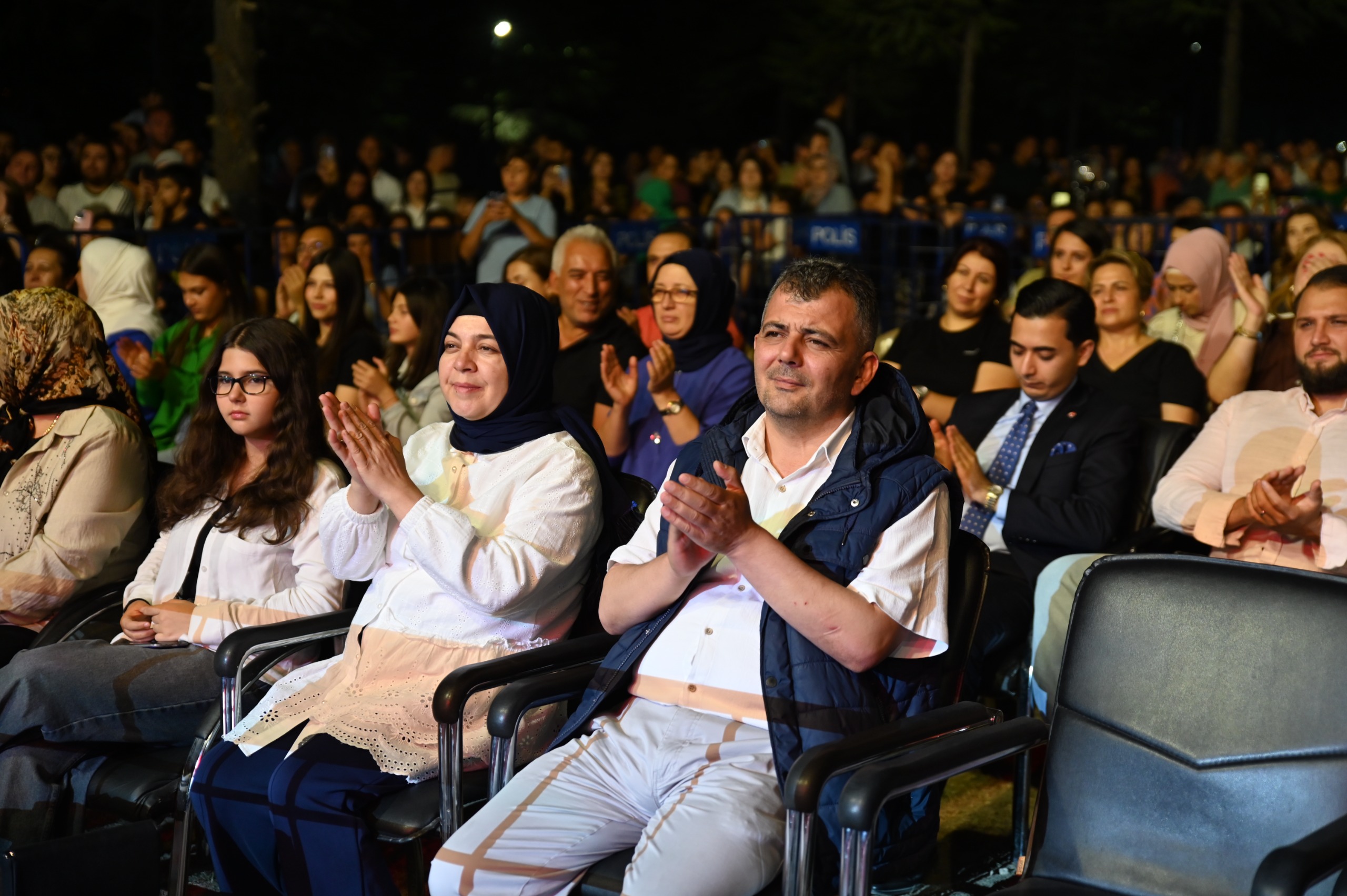 Emirdağ Gurbetçi Festivali'nde Özlem Özdil Ile Unutulmaz Final0