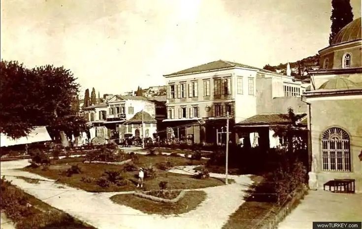 Hatuniye Meydanı Eski