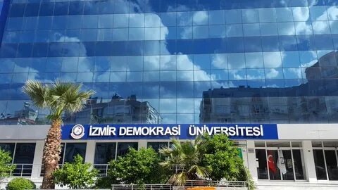 Izmir Demokrasi Üniversitesi