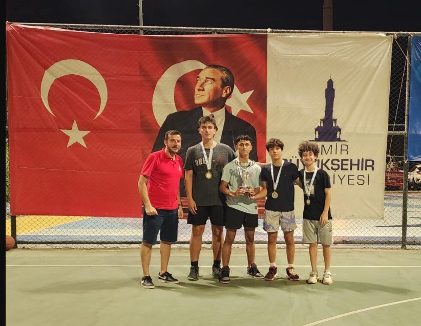 İzmir’de 3X3 Streetball İzmir Cup 2024'Ün Final Heyecanı Başlıyor1