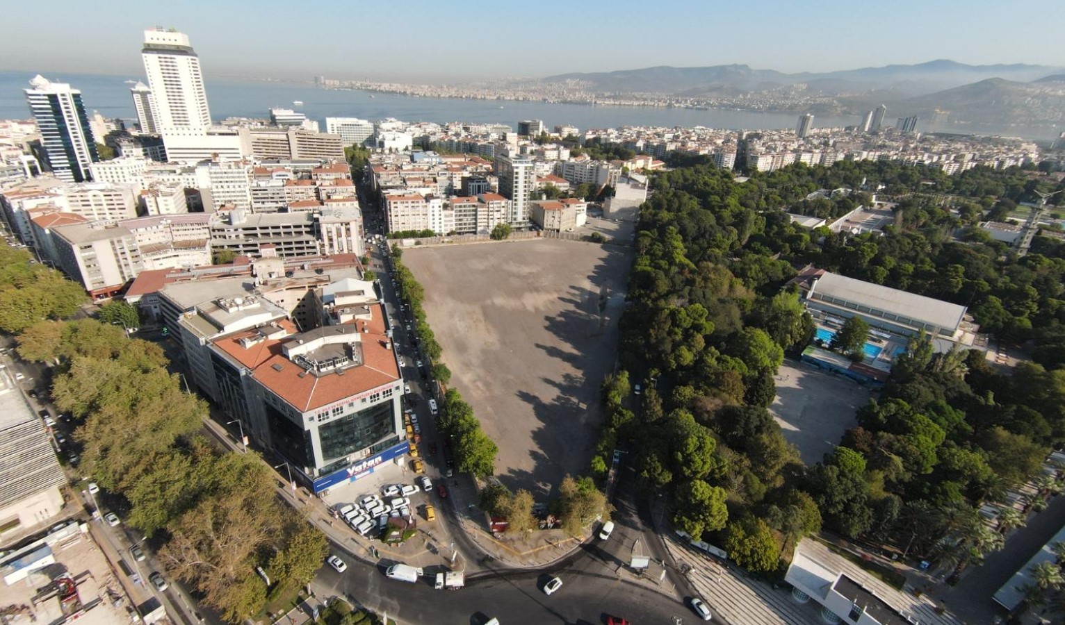 İzmir’in Kronik Sorunlarına Cemil Tugay'dan Çifte Çözüm