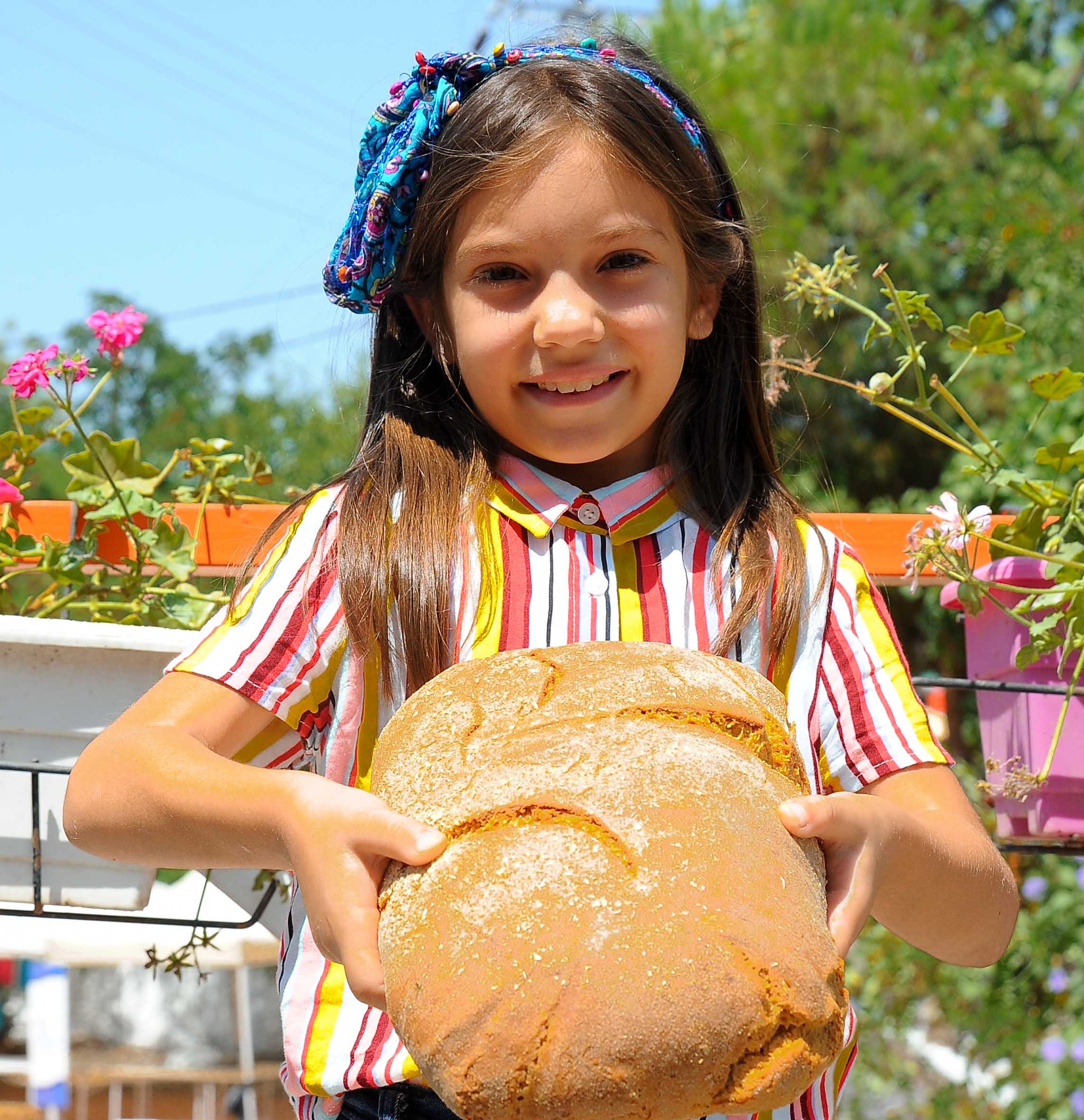 Karakılçık Ekmek Çocuk