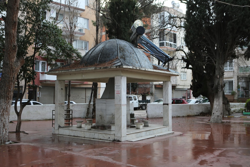 Kasımpaşa (Garaj) Camisi Ve Türbesi 2