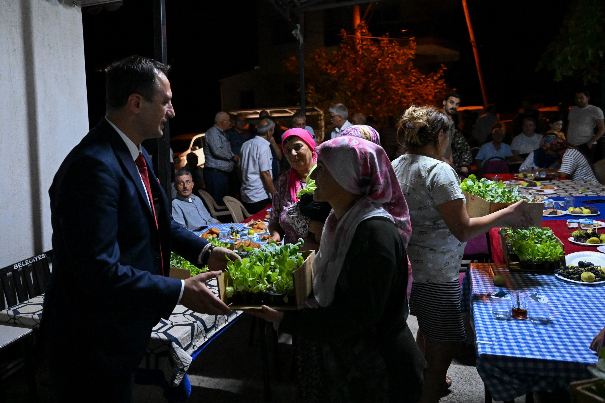 Kislik Sebze Fidesi Dagitimi (1)