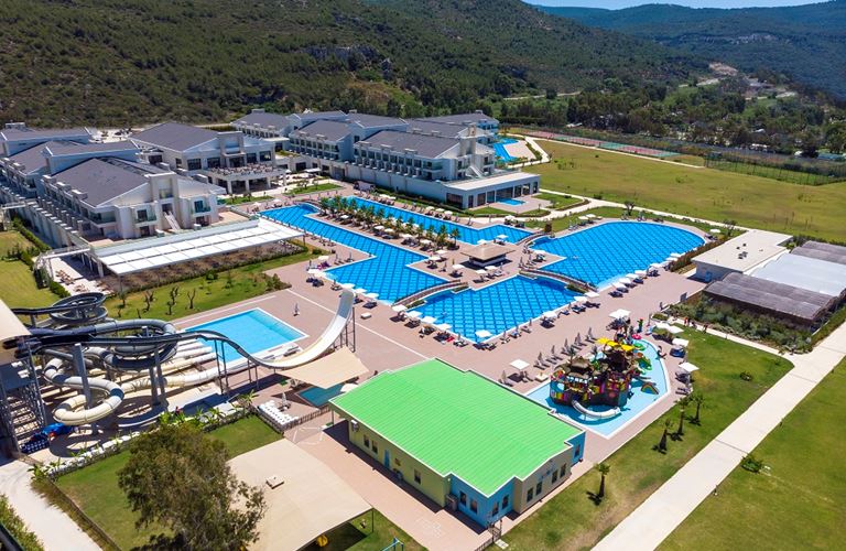 Korumar Ephesus Beach & Spa Resort Hotel Plajı 4