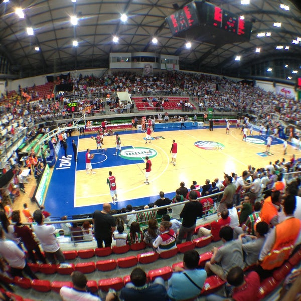 Mustafa Kemal Atatürk Karşıyaka Spor Salonu 5