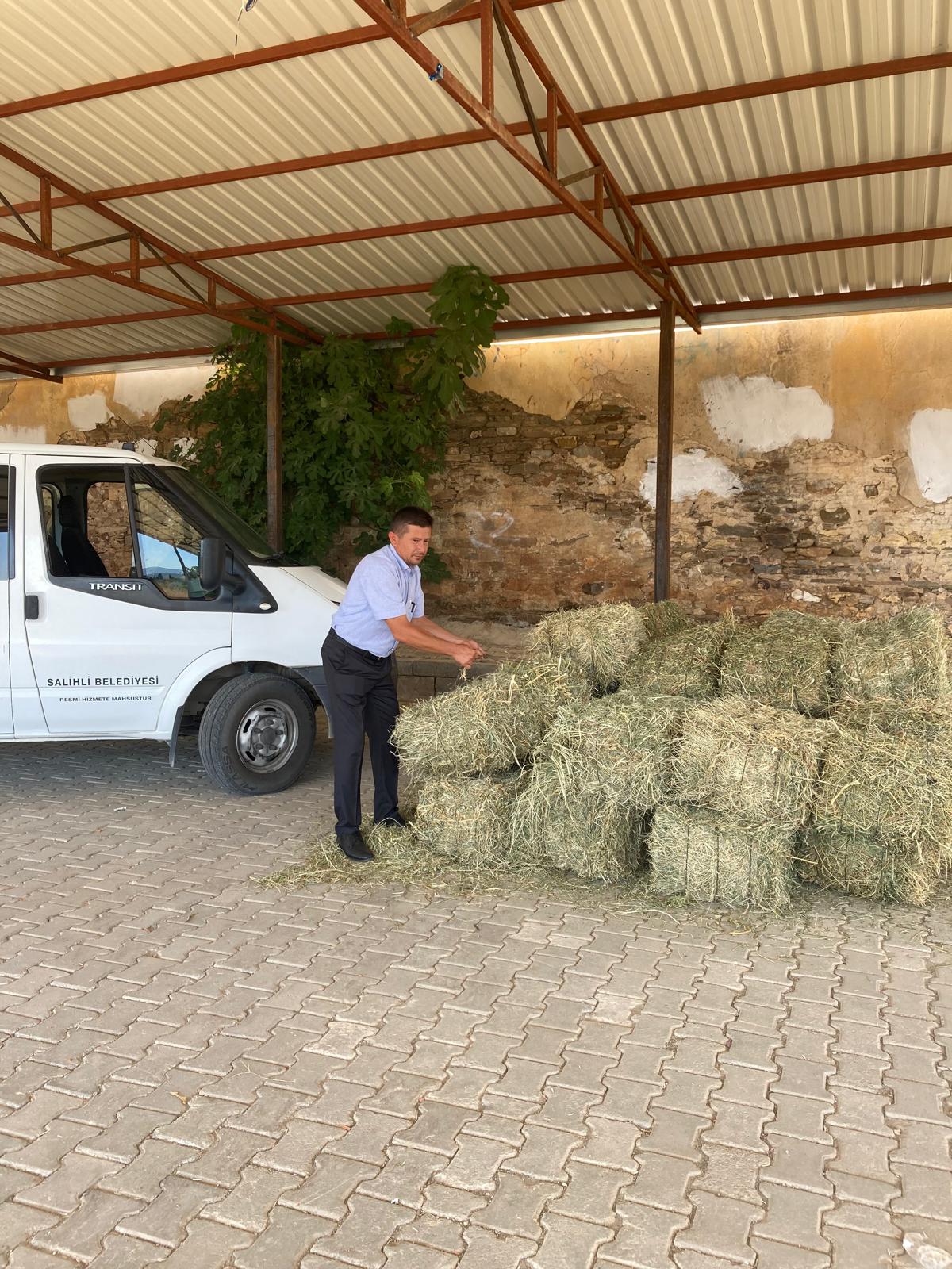 Salihli Belediyesi’nden Yangından Etkilenen Çiftçilere Destek2