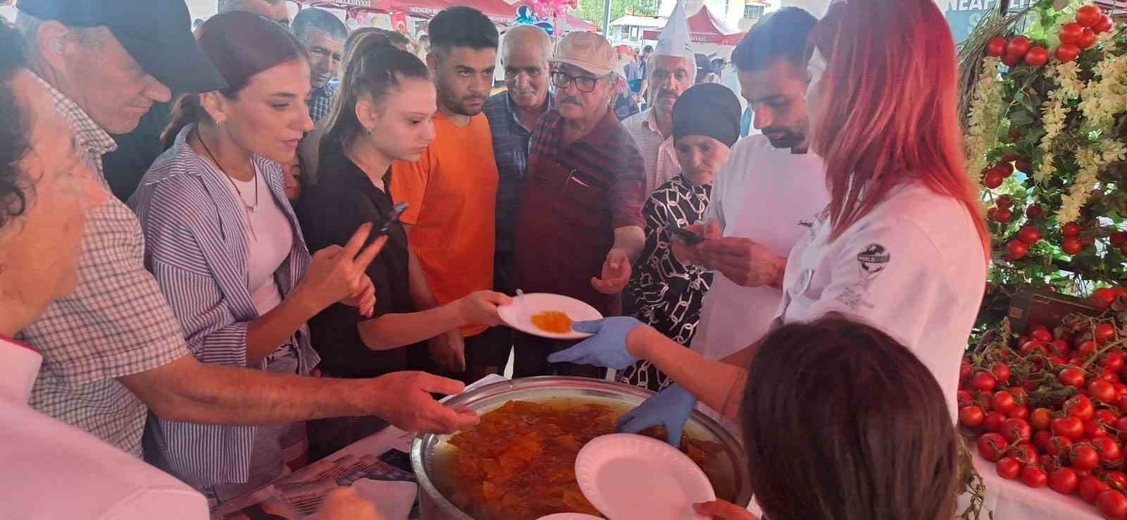 Uluslararası Festivalde Kuşadası'nın Lezzetleri Tanıtıldı! 1