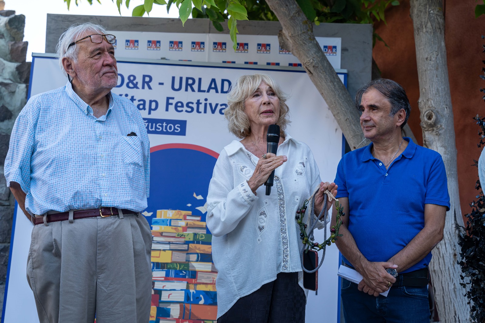 Urla'nın Ilk Kitap Festivali Büyük Ilgi Gördü (5)