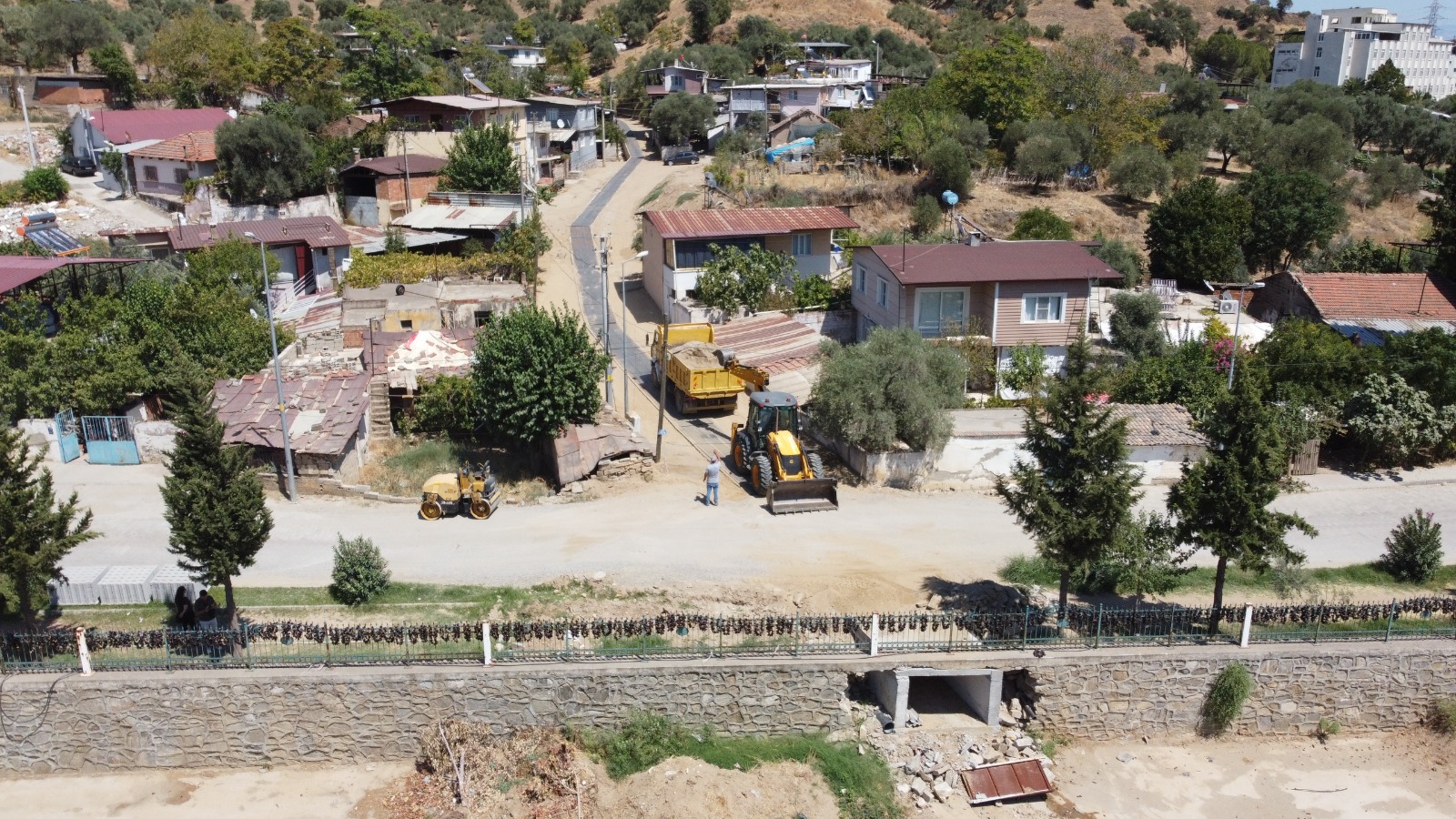 Nazilli'de dört dörtlük yollar olacak 