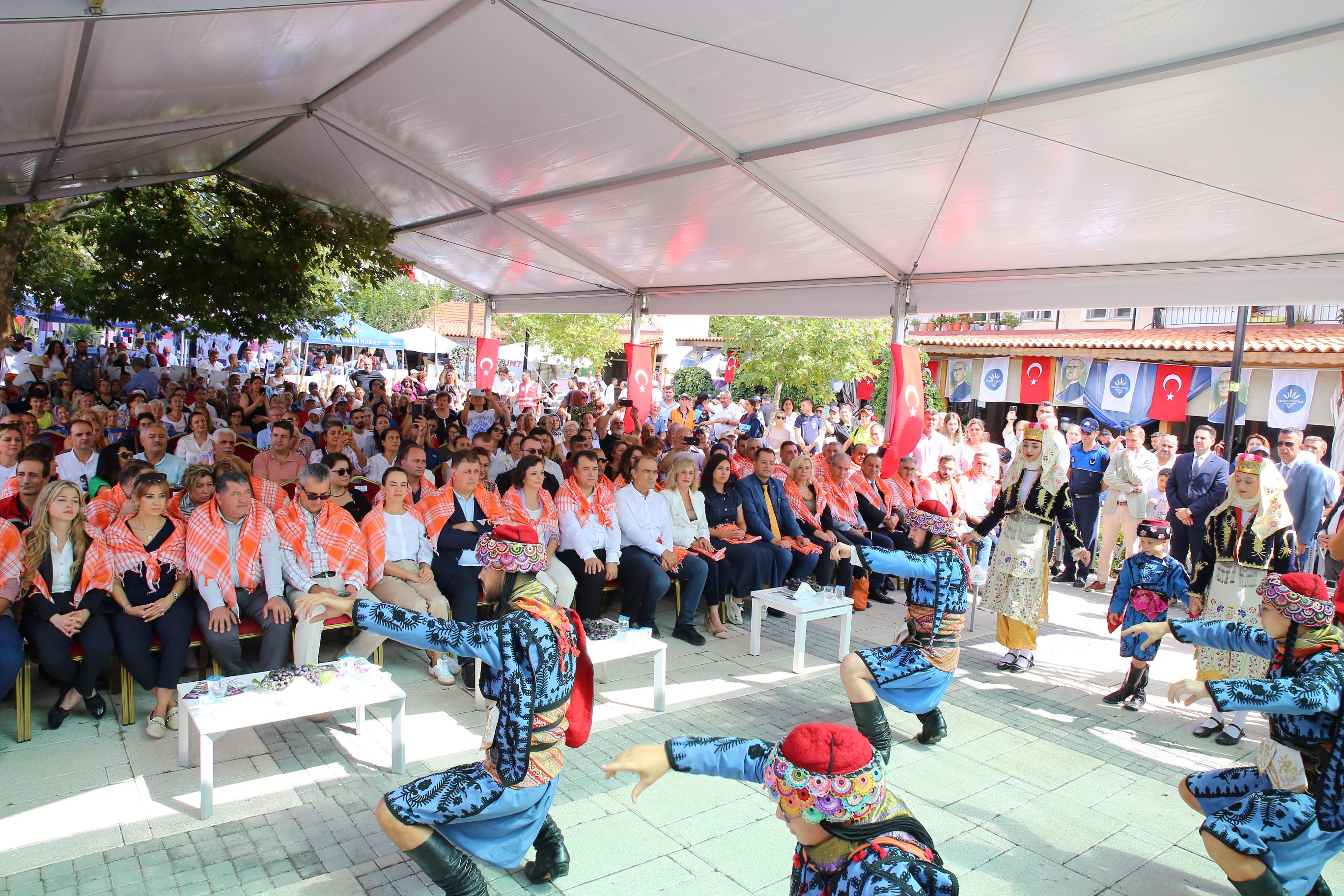 12. Kavacık Üzüm Festivali Coşku Ve Birlik Beraberlik Içinde Başladı!5