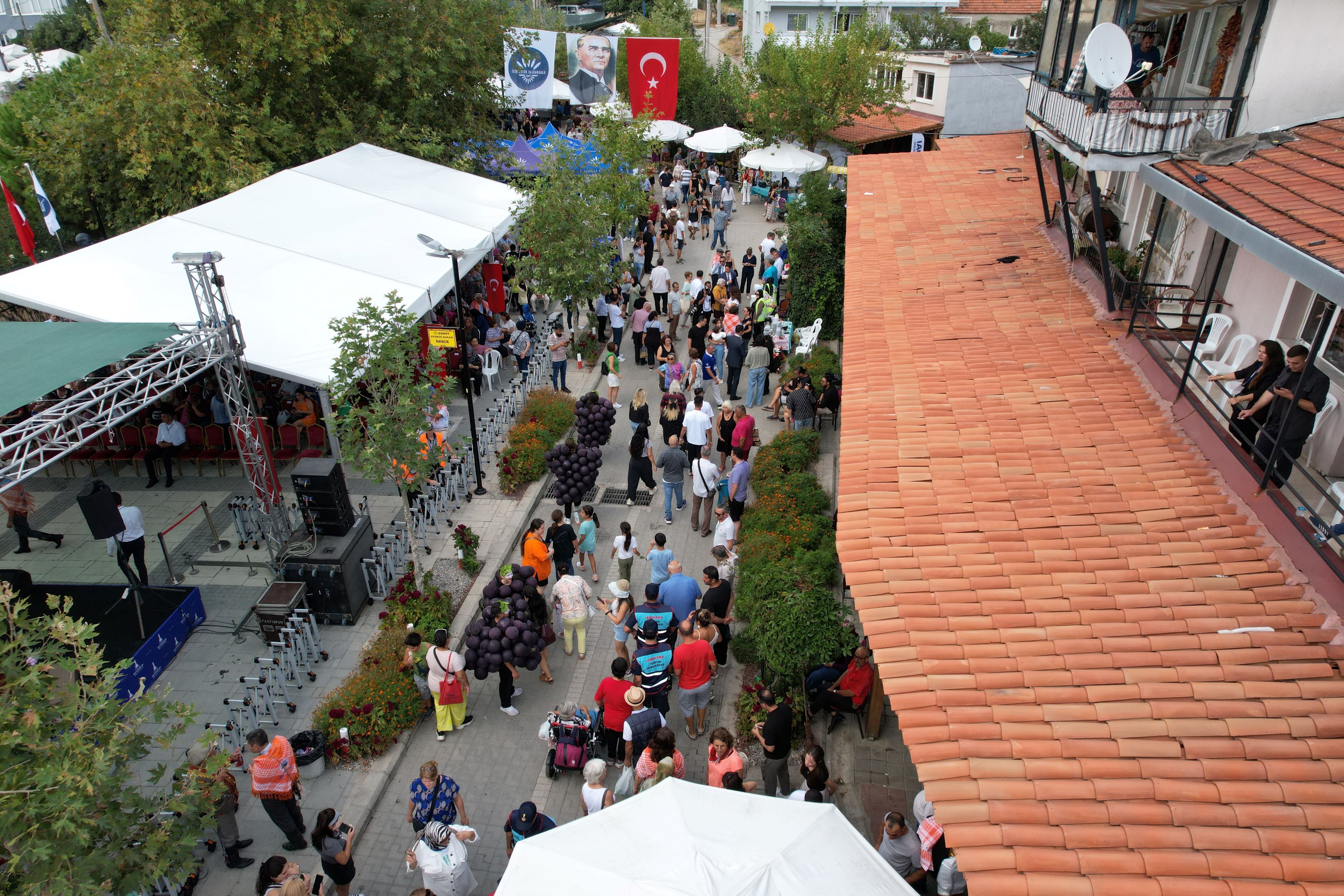 12. Kavacık Üzüm Festivali Coşku Ve Birlik Beraberlik Içinde Başladı!6