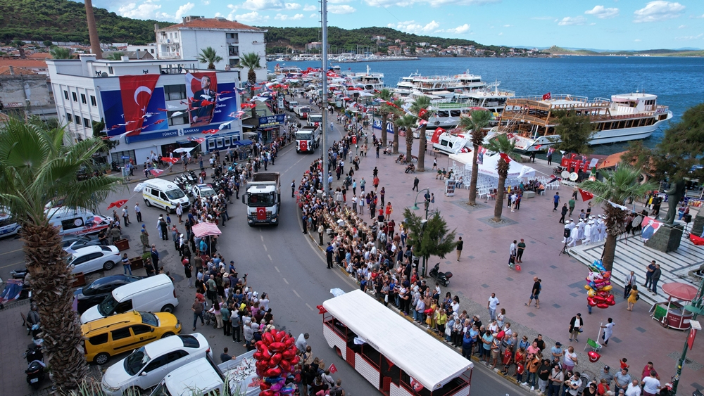 Ayvalik'in Düşman İşgali̇nden Kurtuluşunun 102. Yil Coşkusu Yaşandi (1)