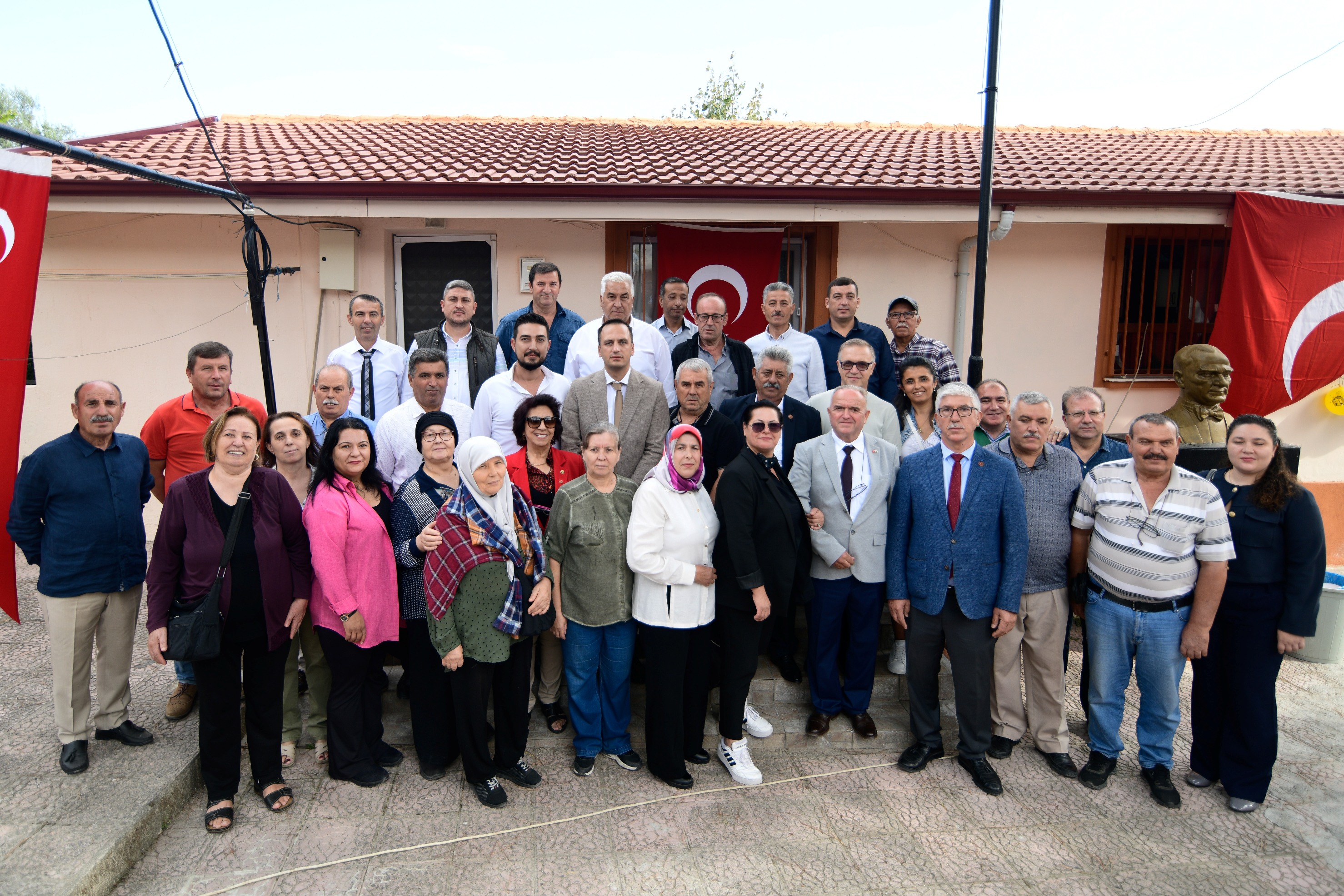 Bornova’da Eğitime Destek Sürüyor0