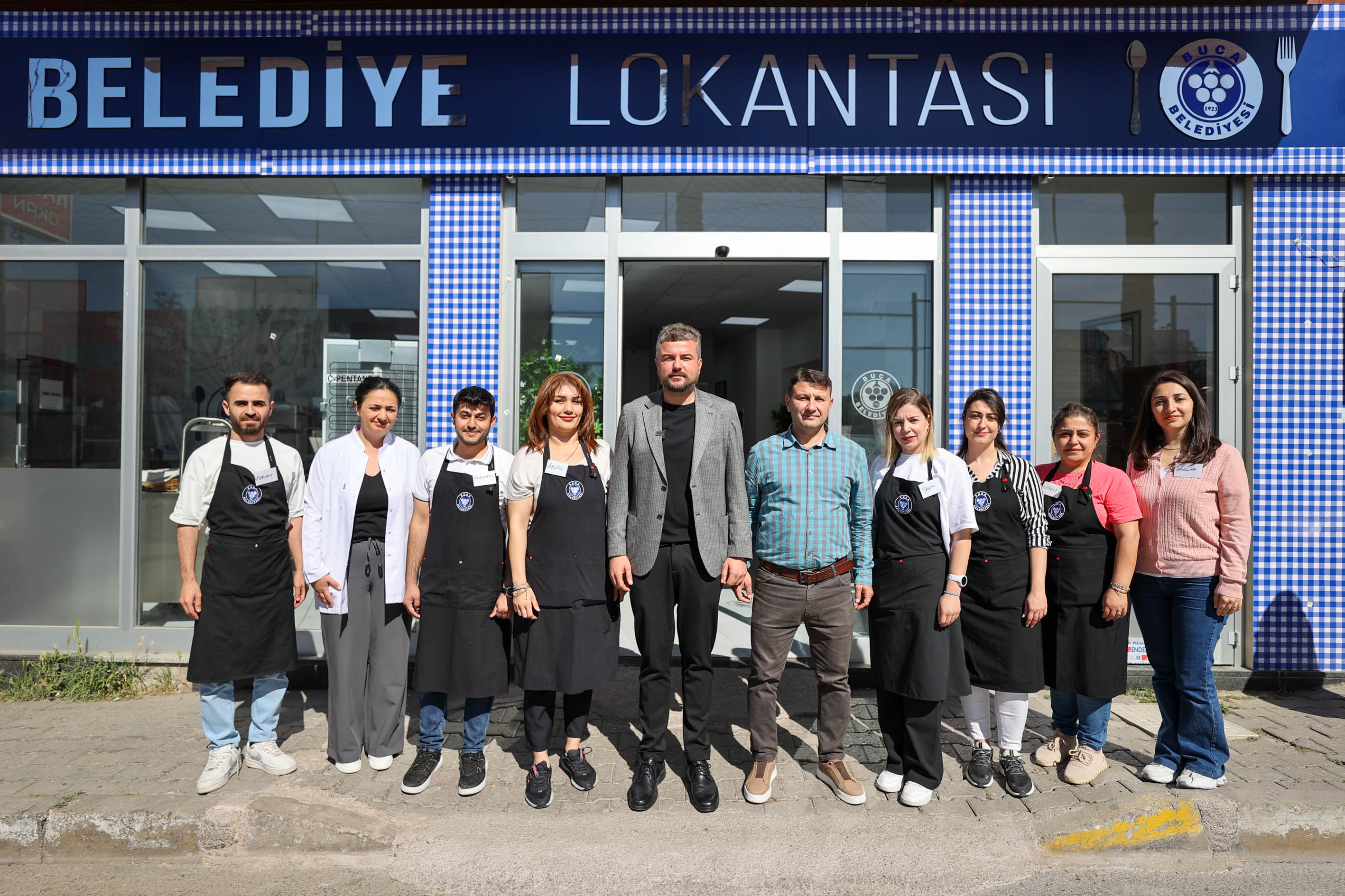 Buca Belediyesi Askıda Yemek Uygulamasını Hayata Geçirdi00