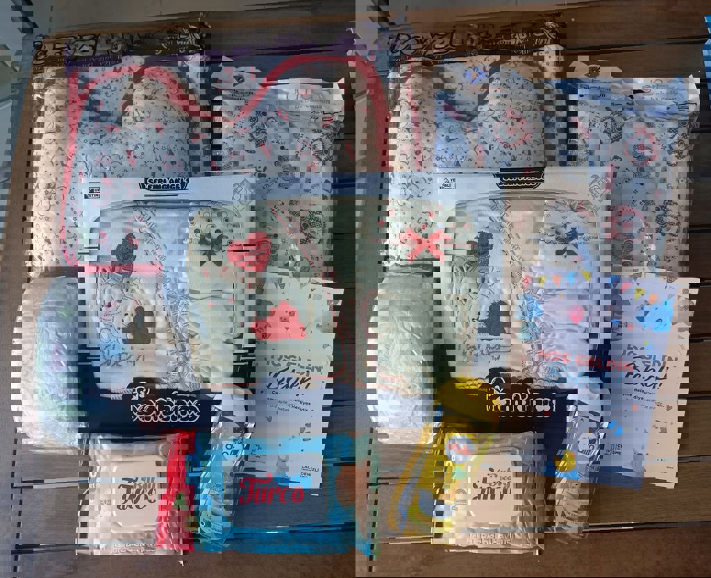 Çeşme Beledi̇yesi̇nden Hoş Geldi̇n Bebek Seti̇ 3
