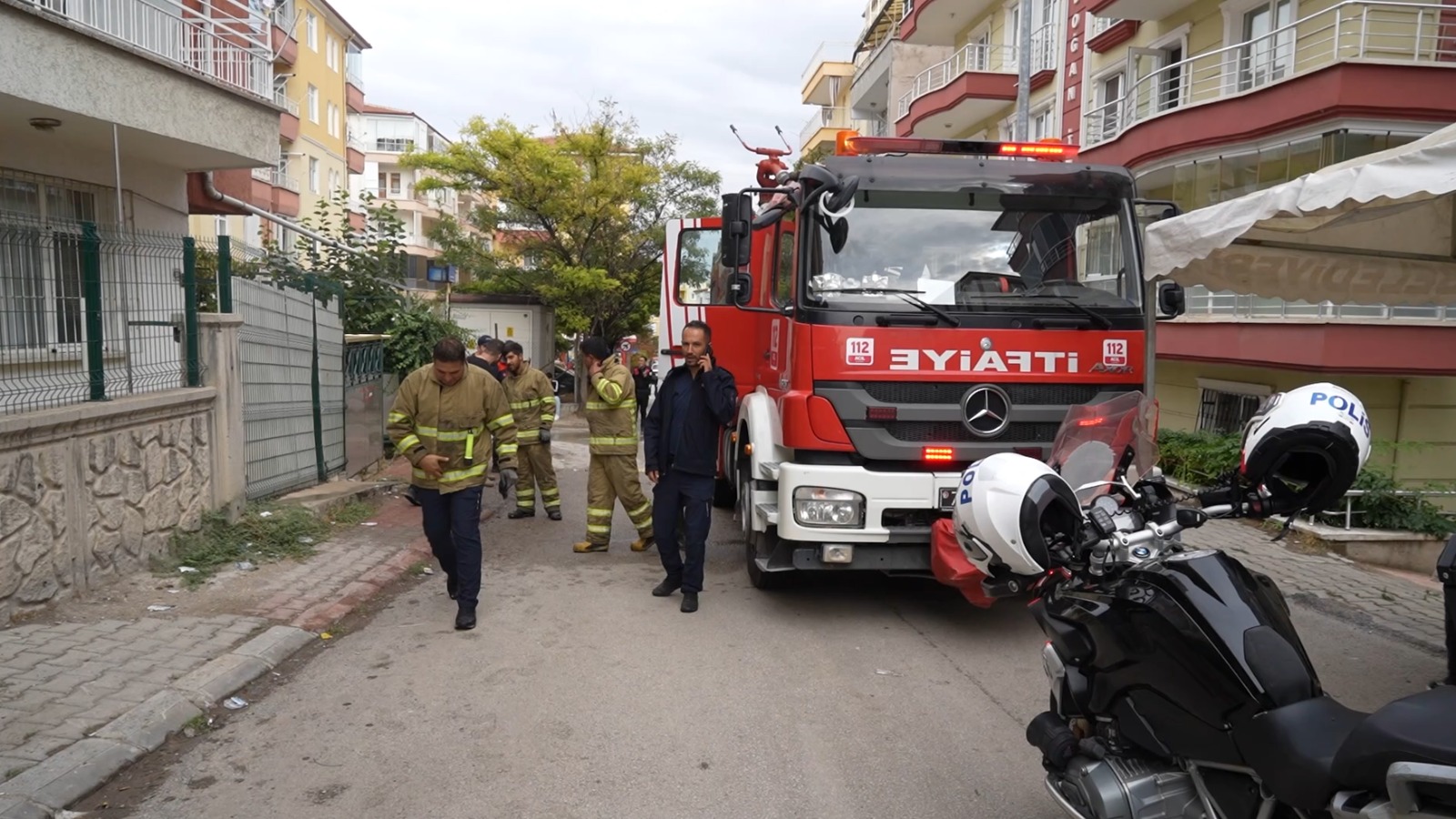 Çocuk Çakmakla Oynarken Yangın Çıkardı!0